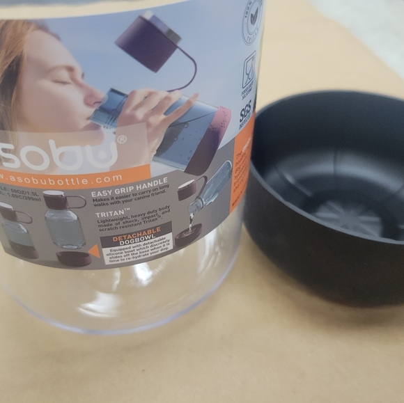 Large Water Bottle with Detachable Bowl (New) - Picture 2 of 4